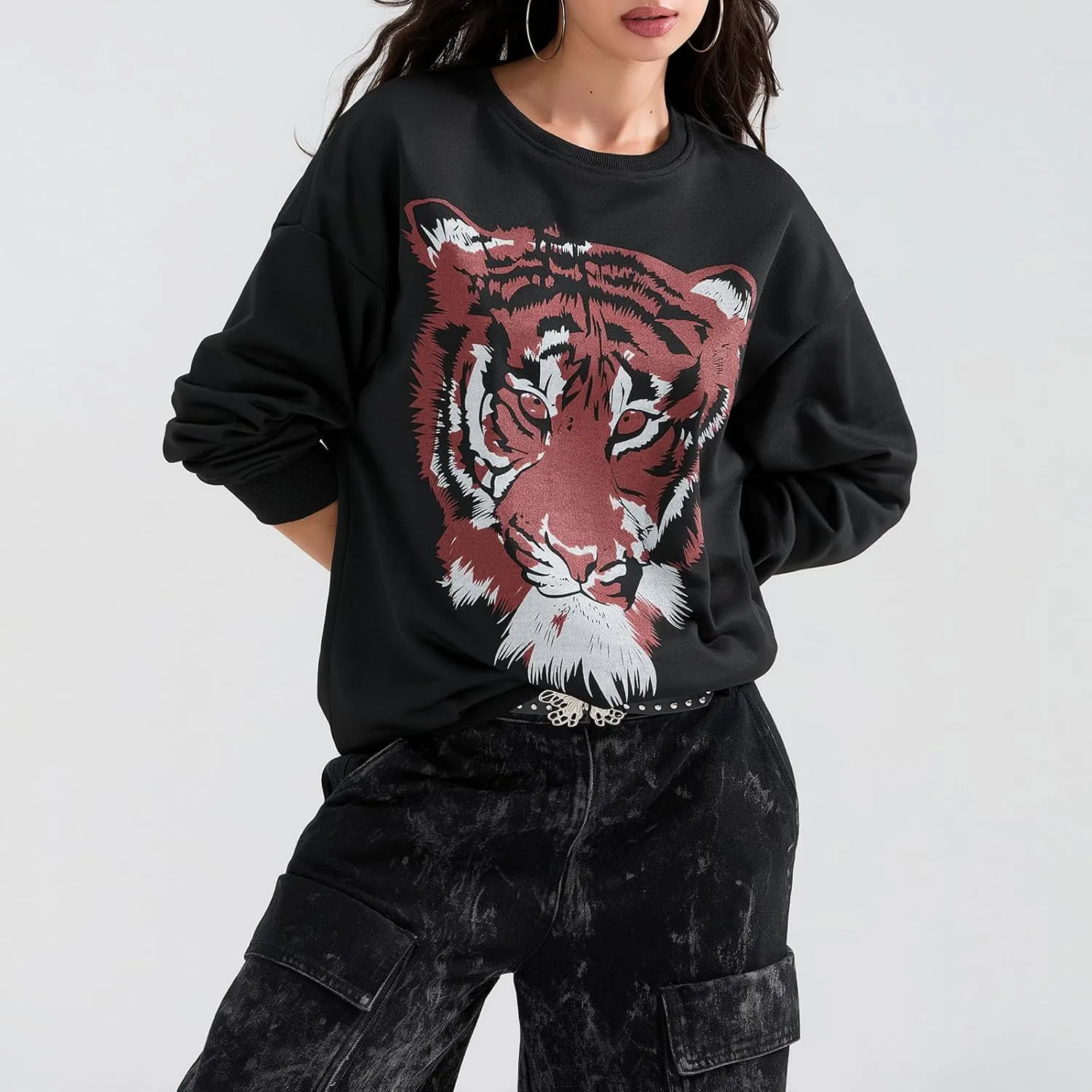 Amiblvowa Women Graphic Oversized Sweatshirt Y2K Long Sleeve Crew Neck Baggy Pullover Sweatshirt Teens Retro Aesthetic Hoodie
