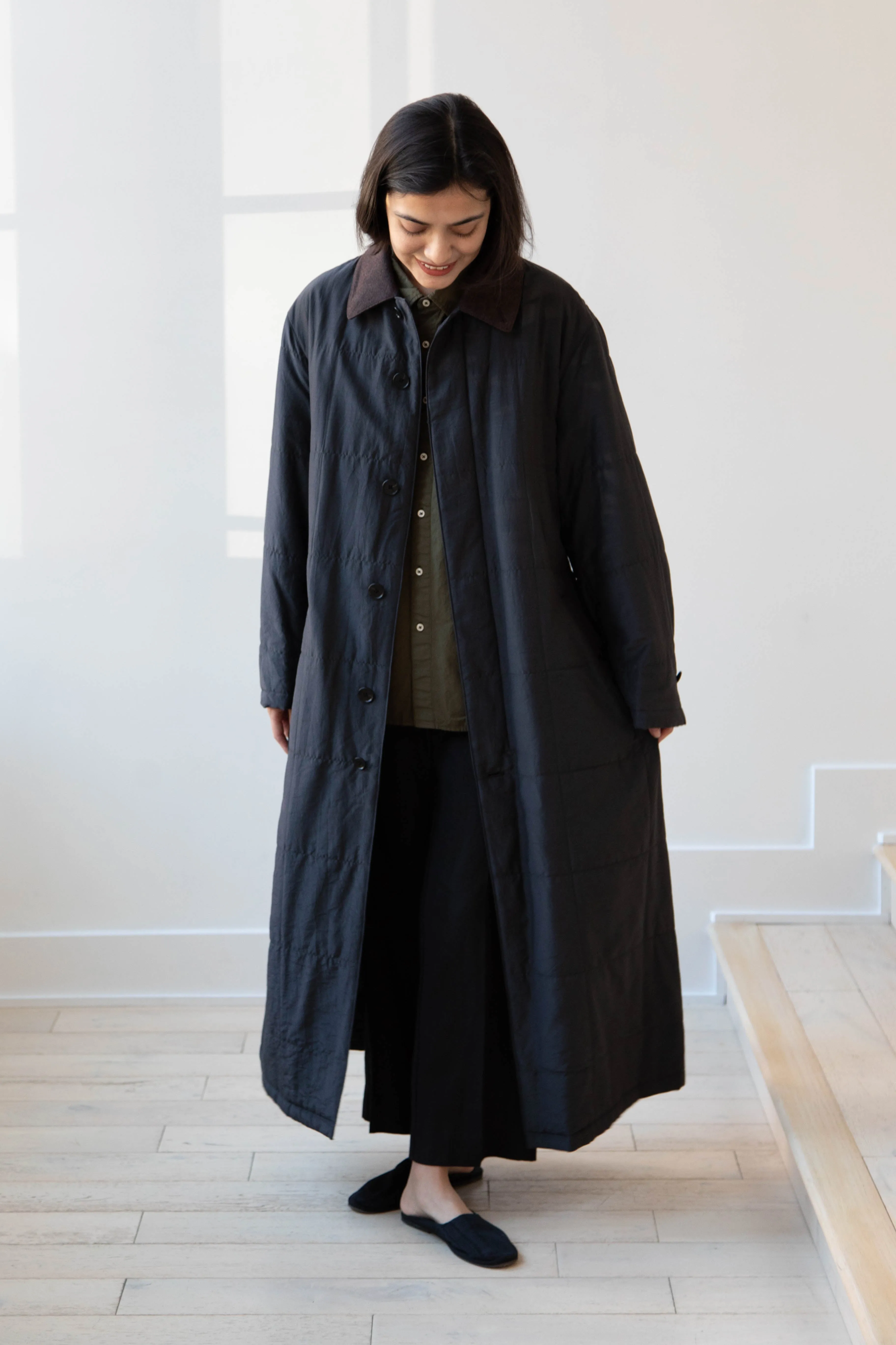 Auralee | Quilted Light Silk Cotton Coat in Ink