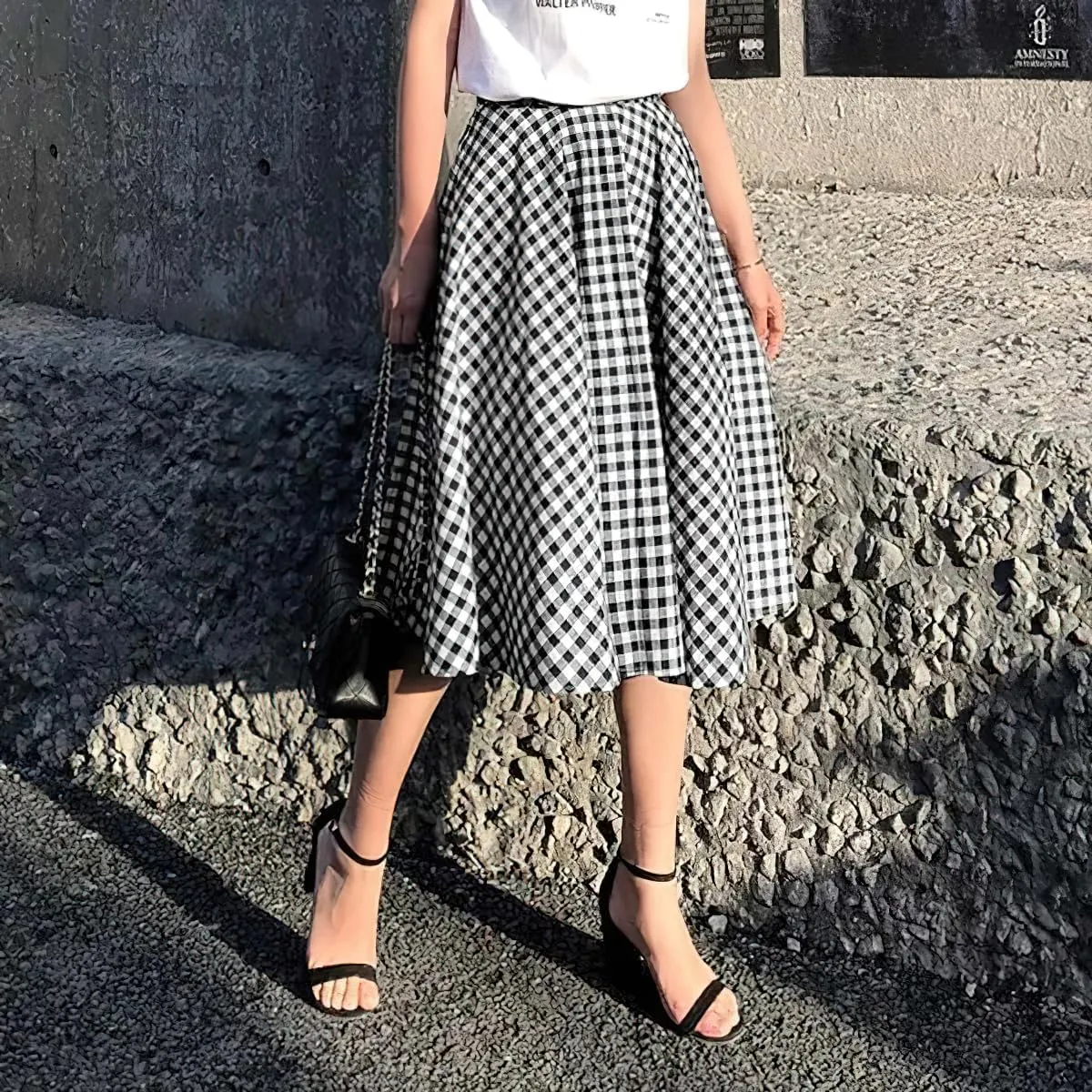 chouyatou Women's Casual Plaid A Line Midi Skirt High Waisted Gingham Skirt Cute Pleated Skater Skirt