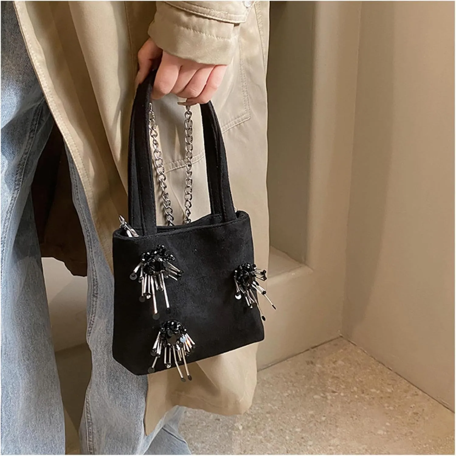 Niche Design Suede Portable Bucket Bag For Women, Handmade Beaded Three-Dimensional Tassel Shoulder Crossbody Bag