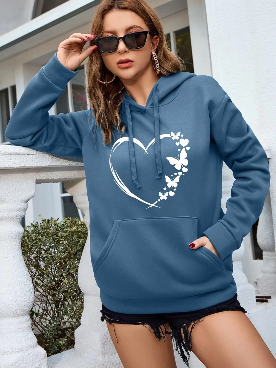 SOLY HUX Women's Graphic Hoodies Heart Print Drawstring Long Sleeve Pocket Sweatshirt Pullover Tops