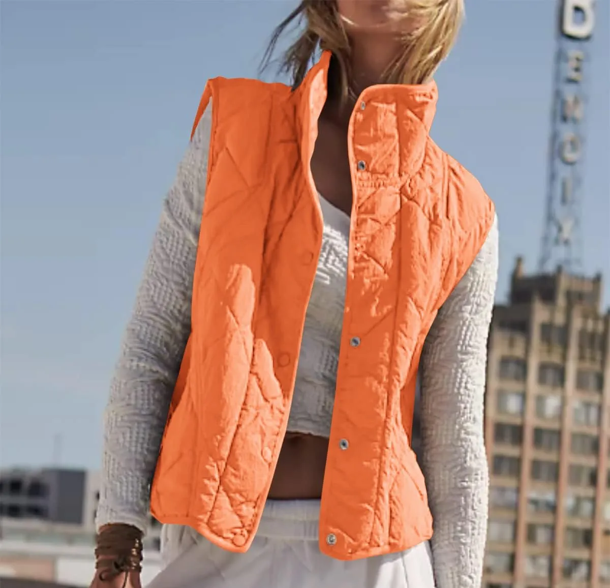 Veatzaer Womens Puffer Vest Cropped Quilted Stand Collar Lightweight Jacket Sleeveless Button Down Tops