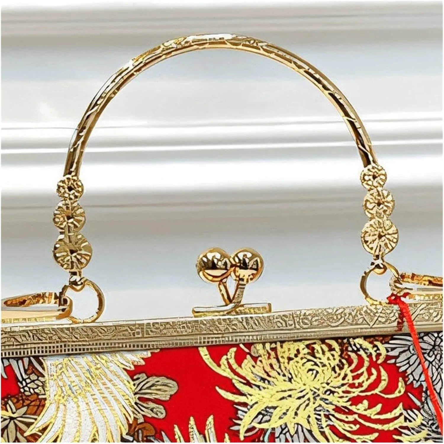 Vintage Chinese Style Embroidered Evening Bag - Antique Cheongsam Handbag with Tassel and Pendant for Women