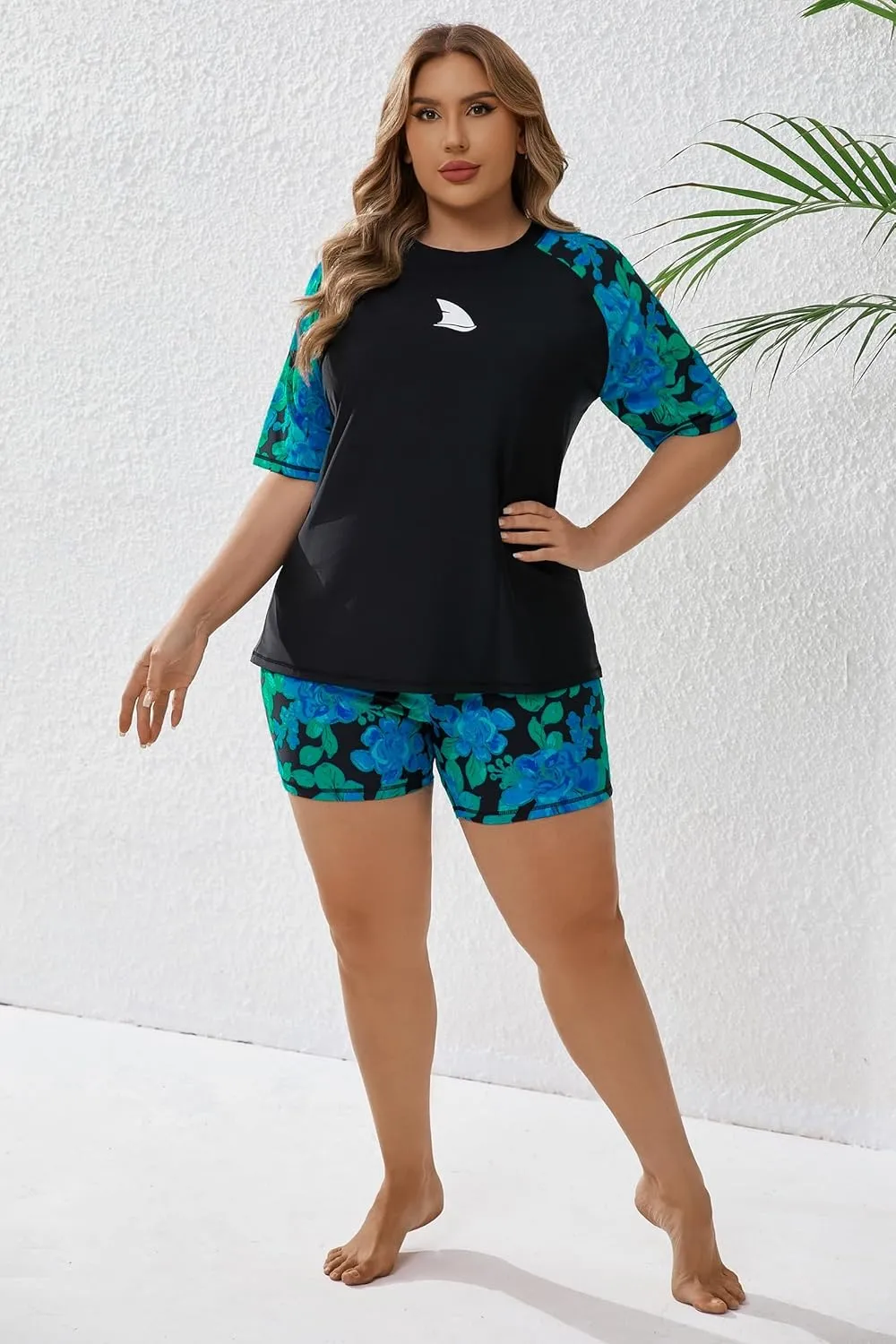 Womens Two Piece Plus Size Short Sleeve Rash Guard Sets Modest Swim Shirts Top and Shorts UPF50  Swimsuit