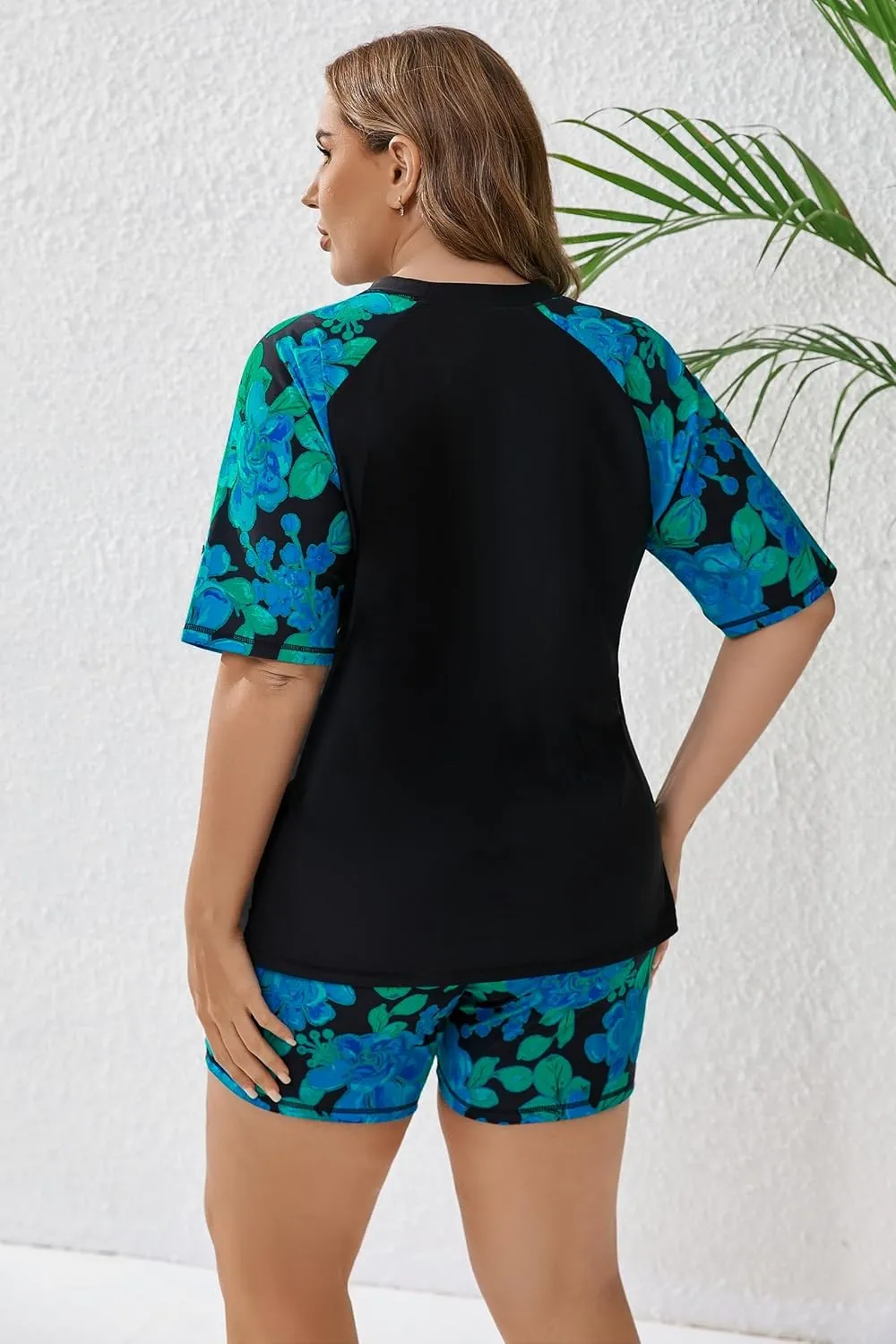 Womens Two Piece Plus Size Short Sleeve Rash Guard Sets Modest Swim Shirts Top and Shorts UPF50  Swimsuit